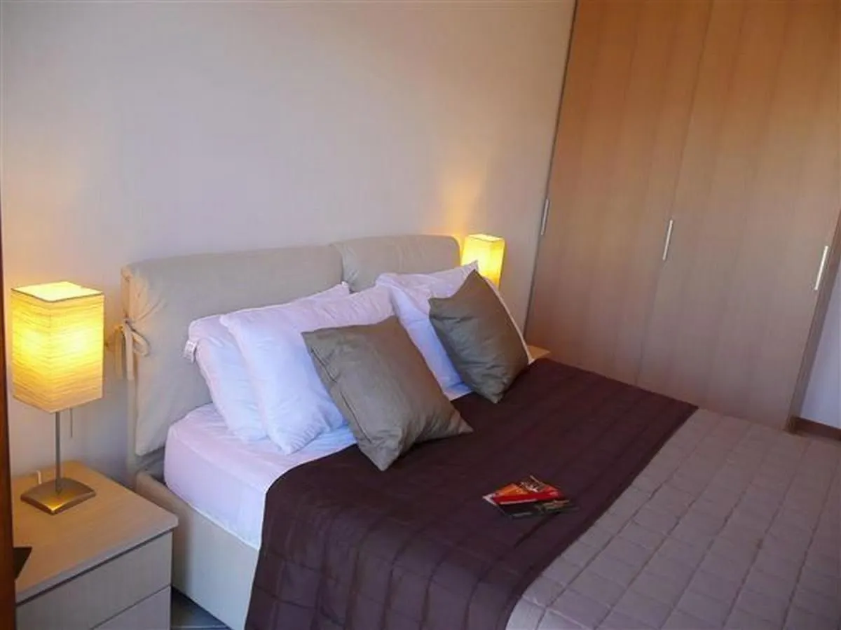 Vista D'Oro Apartments Perledo