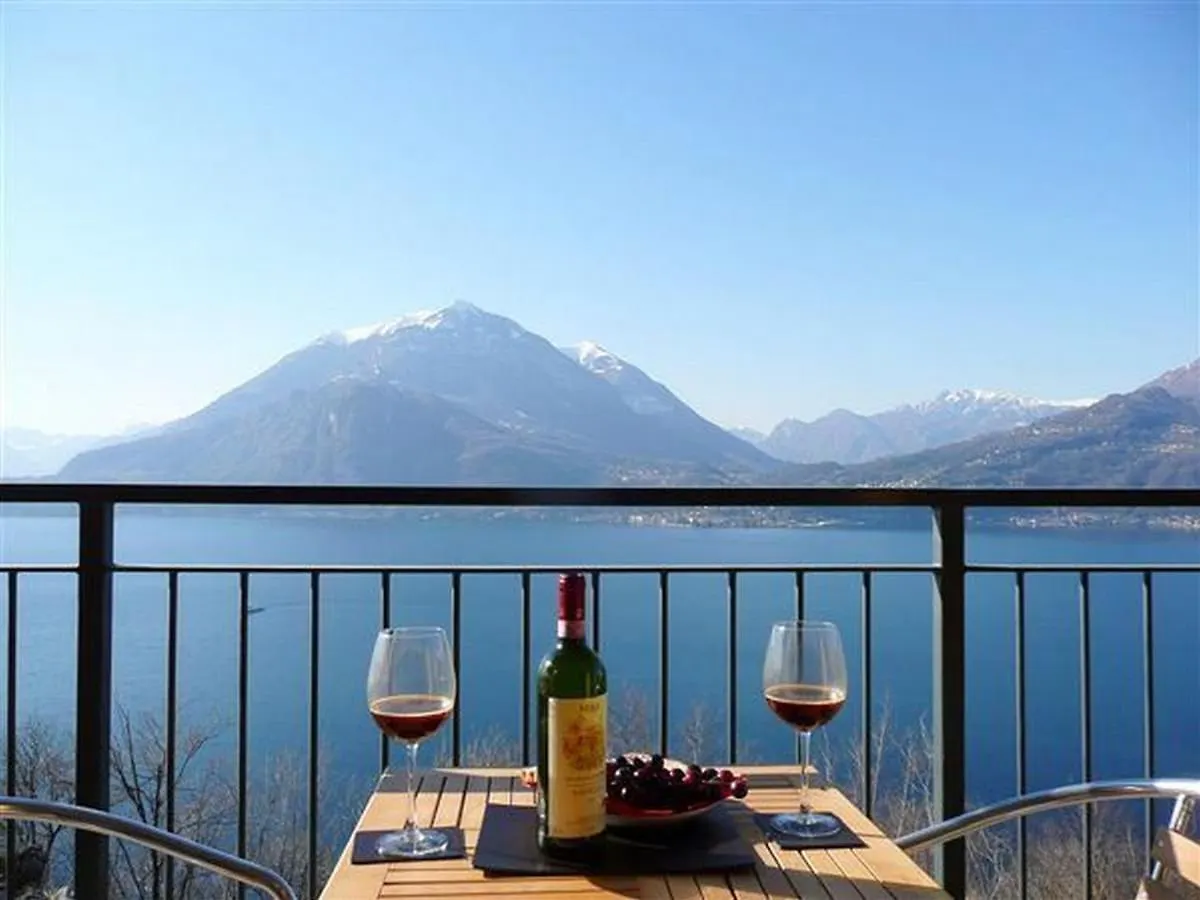 Vista D'Oro Apartments Perledo